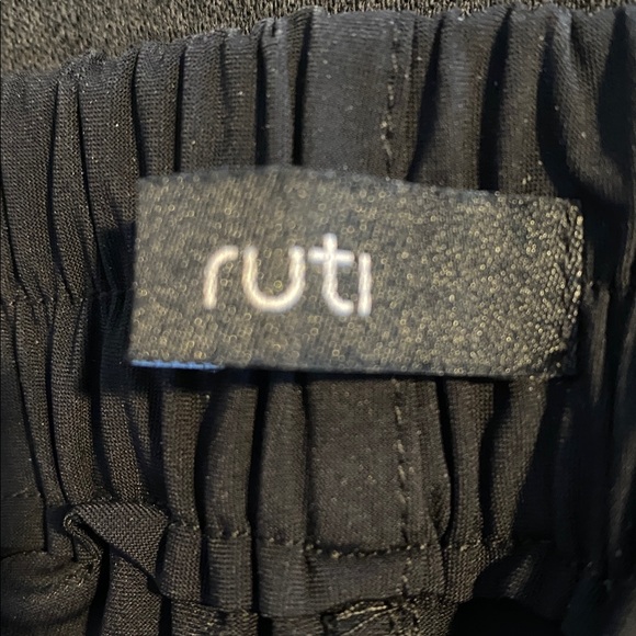 Ruti On The Loose work Pants - Petite - Picture 2 of 5